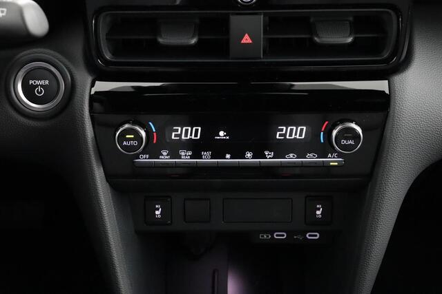 Toyota YARIS Cross 1.5 Hybrid 130 Launch Edition | Parkeersensoren |Elektrische-Achterklep | Stoel-Stuurverwarming | Apple carplay & Android auto | Parkeercamera |