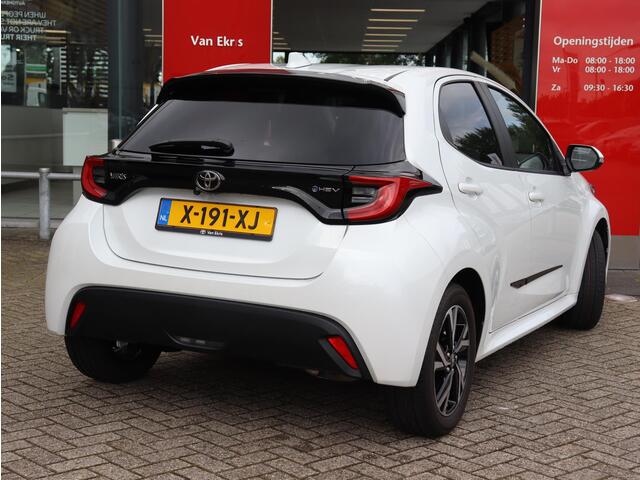 Toyota YARIS 1.5 Hybrid 115 First Edition, Navi Toyota Yaris Hybrid 115 First Edition
