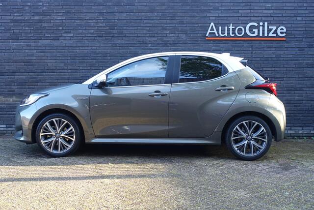 Toyota YARIS 1.5 Hybrid Selection Edition l BI-Tone l Stoelverwarming l 17' l Half Leder l Camera