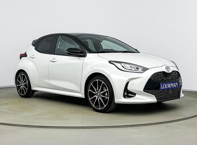 Toyota YARIS 1.5 Hybrid 130 GR Sport | Premium pack | Stuur/Stoelverwarming | Dodehoekdetectie | JBL |* | Direct leverbaar |