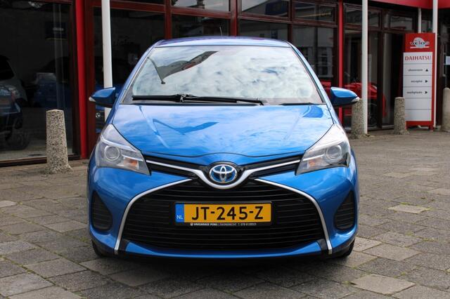 Toyota YARIS 1.5 Hybrid Now