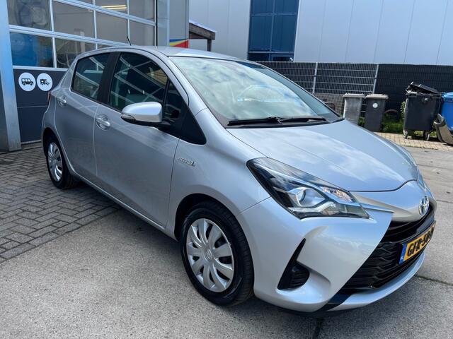 Toyota YARIS 1.5 HYB. ACTIVE *ACHTERUITRIJCAMERA*BLUETOOTH*AIRCO*