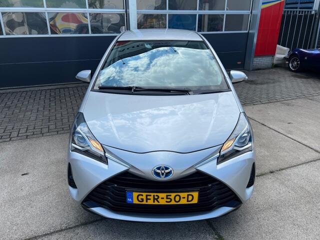Toyota YARIS 1.5 HYB. ACTIVE *ACHTERUITRIJCAMERA*BLUETOOTH*AIRCO*