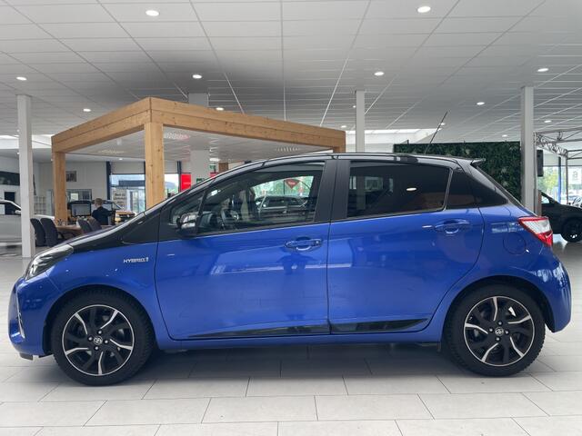 Toyota YARIS 1.5 Hybride Bi-Tone Plus [Climate Control | Cruise Control | Nav