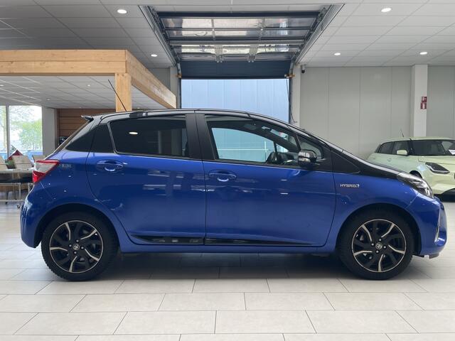 Toyota YARIS 1.5 Hybride Bi-Tone Plus [Climate Control | Cruise Control | Nav