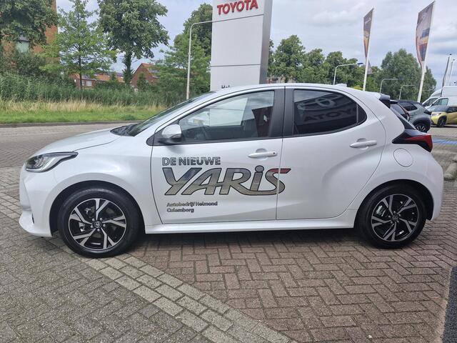 Toyota YARIS 1.5 Hybrid 115 First Edition