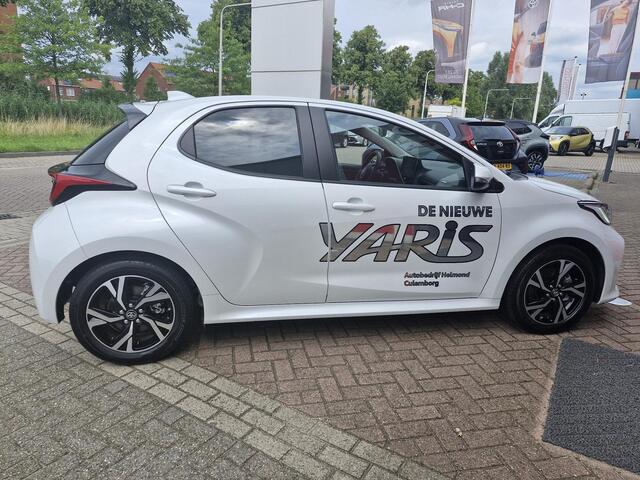Toyota YARIS 1.5 Hybrid 115 First Edition