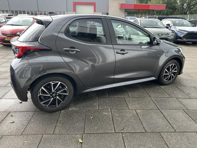 Toyota YARIS 1.5 Hybrid Dynamic