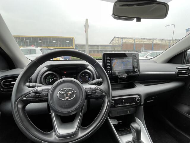 Toyota YARIS 1.5 Hybrid Dynamic , Keyless entry, Navigatie, Lichtmetaal, 1e eigenaar slechte 32000 km
