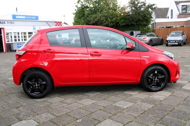 Toyota YARIS 1.5 Hybrid Active NL auto