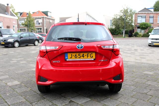 Toyota YARIS 1.5 Hybrid Active NL auto