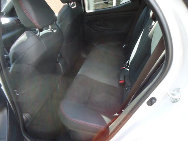 Toyota YARIS 1.5 Hybrid GR Sport Panoramadak
