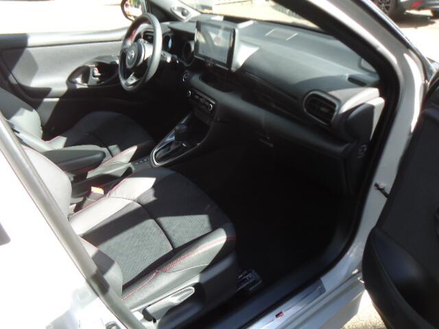 Toyota YARIS 1.5 Hybrid GR Sport Panoramadak
