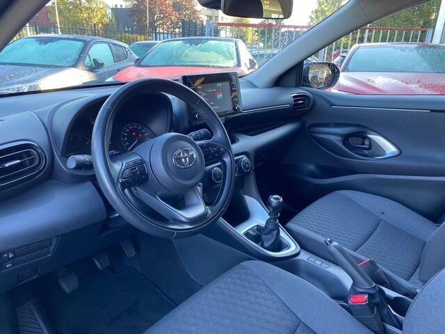 Toyota YARIS 1.5 VVT-i Active | 1e Eigenaar | BTW | Apple Carplay en Android Auto | Adaptive Cruise |