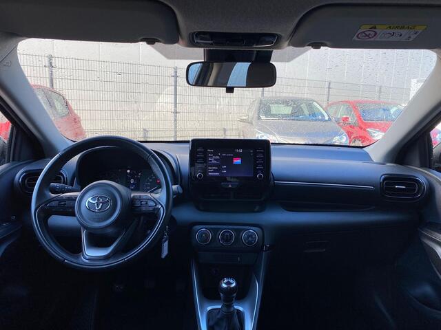 Toyota YARIS 1.5 VVT-i Active | 1e Eigenaar | BTW | Apple Carplay en Android Auto | Adaptive Cruise |