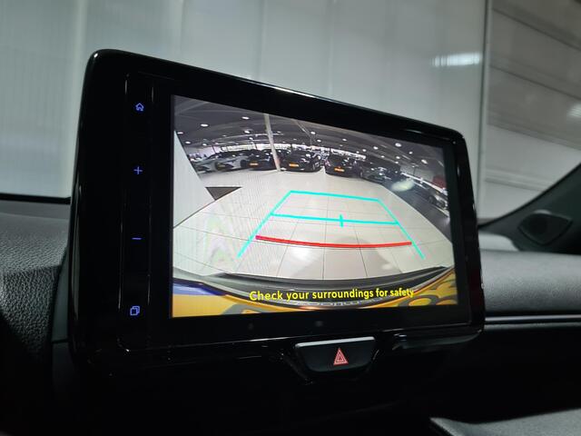 Toyota YARIS Cross 1.5 Hybrid Dynamic Navigatie | Apple Carplay/Android auto | Adaptive Cruise Control | Camera | Toyota garantie tot 2034!