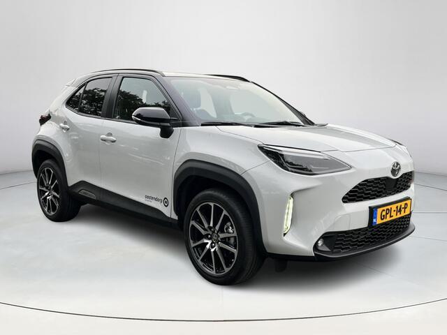 Toyota YARIS Cross 1.5 Hybrid 130 GR Sport | Plus Pack | Dynamic Grey met zwart dak | Demostratie auto |