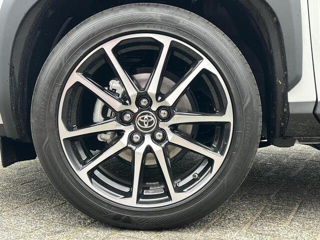 Toyota YARIS Cross 1.5 Hybrid 130 GR Sport | Plus Pack | Dynamic Grey met zwart dak | Demostratie auto |