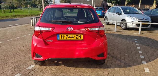 Toyota YARIS 1.0 VVT-i Connect