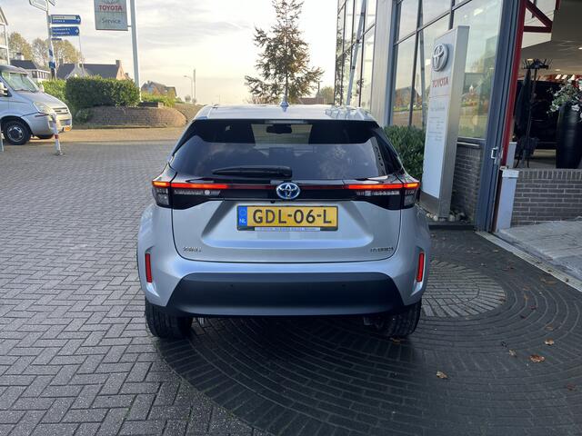 Toyota YARIS Cross 1.5 Hybrid Dynamic nieuw