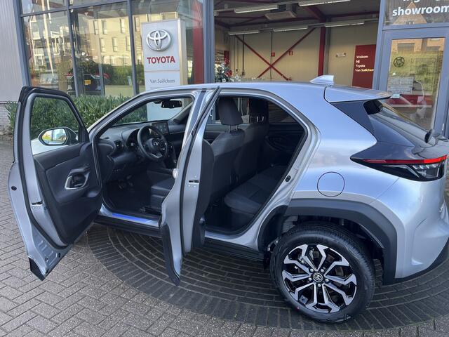 Toyota YARIS Cross 1.5 Hybrid Dynamic nieuw