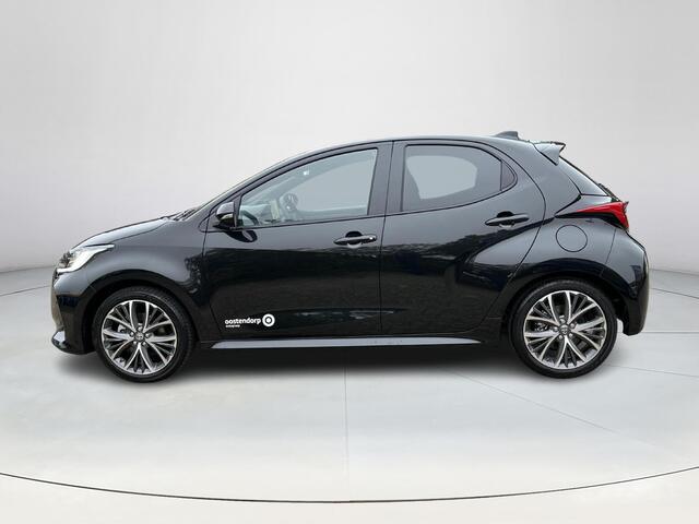 Toyota YARIS 1.5 Hybrid 130 Executive | Demonstratie auto | Night sky black metallic |