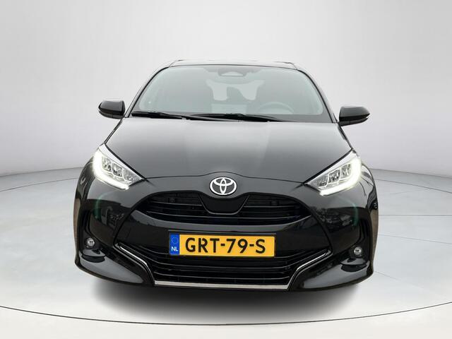 Toyota YARIS 1.5 Hybrid 130 Executive | Demonstratie auto | Night sky black metallic |