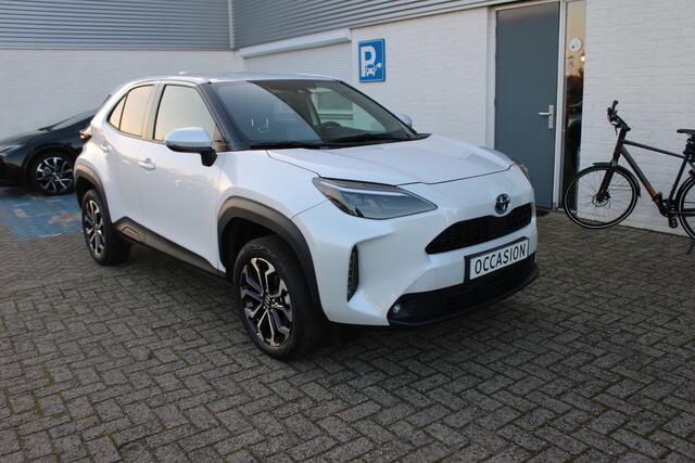 Toyota YARIS Cross 1.5 Hybrid Dynamic met winterpack