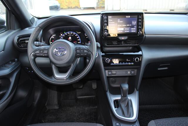 Toyota YARIS Cross 1.5 Hybrid Dynamic met winterpack