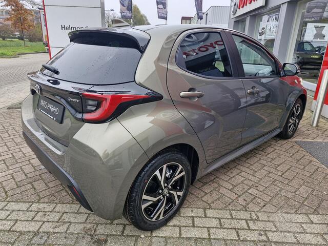Toyota YARIS 1.5 Hybrid 115 First Edition