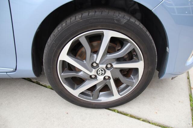 Toyota YARIS 1.5 Hybrid Premium Trekhaak, 1e eig, Pano, Clima, Keyless, NL auto WINTERSALE!