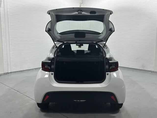 Toyota YARIS 1.5 Hybrid Business Edition Clima Navi Camera Cruise Apple Carplay
