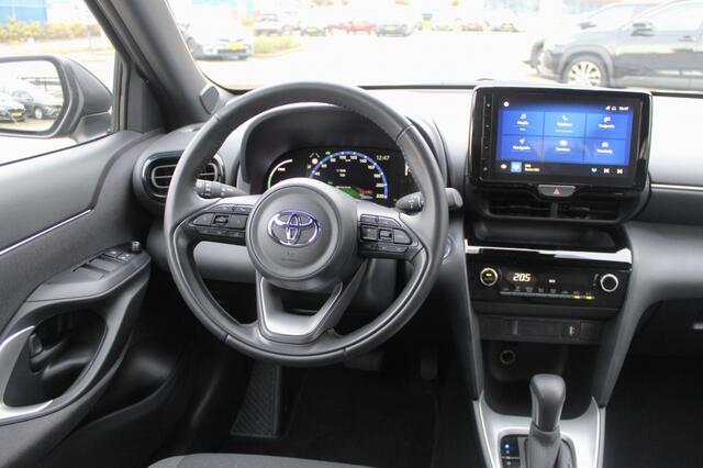 Toyota YARIS 1.5 Hybrid Dynamic | NL Auto | Navi | Keyless Entry & Start | An
