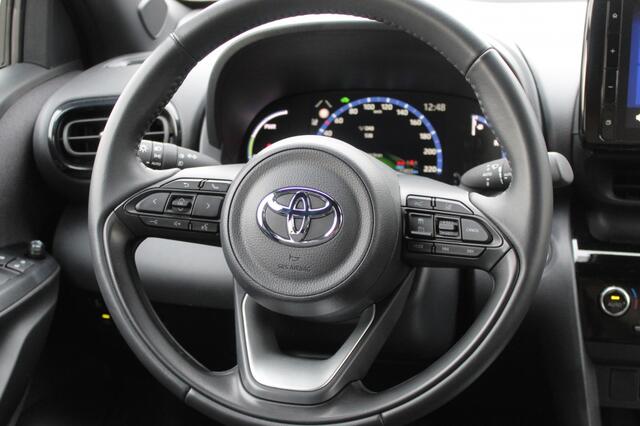 Toyota YARIS 1.5 Hybrid Dynamic | NL Auto | Navi | Keyless Entry & Start | An