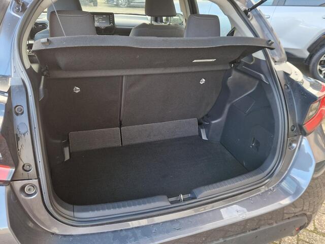Toyota YARIS 1.5 VVT-i Dynamic