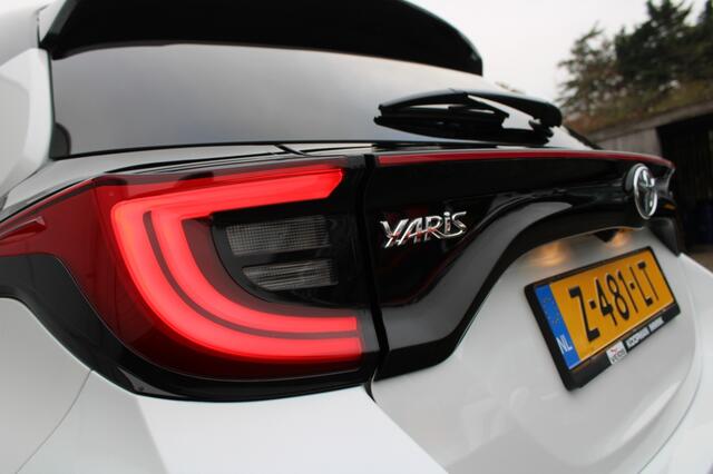 Toyota YARIS 1.5 Hyb. Dynamic