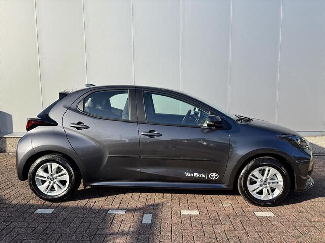 Toyota YARIS 1.5 Hybrid 115 Active Apple carplay, Android auto, Parkeercamera, Stootlijsten, Wielsloten
