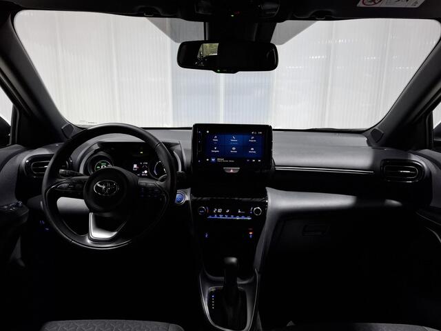 Toyota YARIS Cross 1.5 Hybrid Dynamic | Parkeersensoren voor en achter | Blindsport | Stoelverwarming | Slechts 8300km!