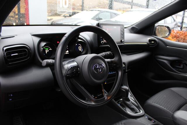 Toyota YARIS 1.5 Hybrid Executive Bi-Tone | Rijklaar | Trekhaak | Apple/Android | Camera | Stoelverwarming | Clima | Cruise |