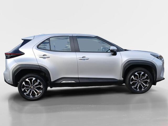 Toyota YARIS Cross 1.5 Hybrid Dynamic Clima Cruise Camera DAB LED Navigatie