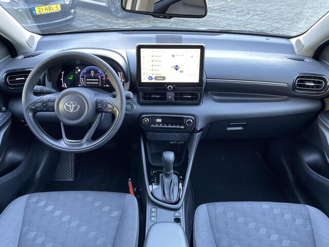 Toyota YARIS 1.5 Hybrid 115 First Edition **NAVIGATIE/ PARKEERCAMERA/ APPLE CARPLAY**