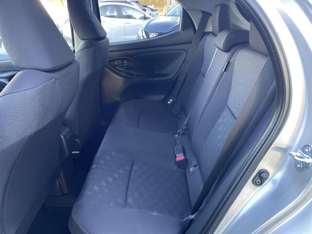 Toyota YARIS 1.5 Hybrid 115 First Edition **NAVIGATIE/ PARKEERCAMERA/ APPLE CARPLAY**