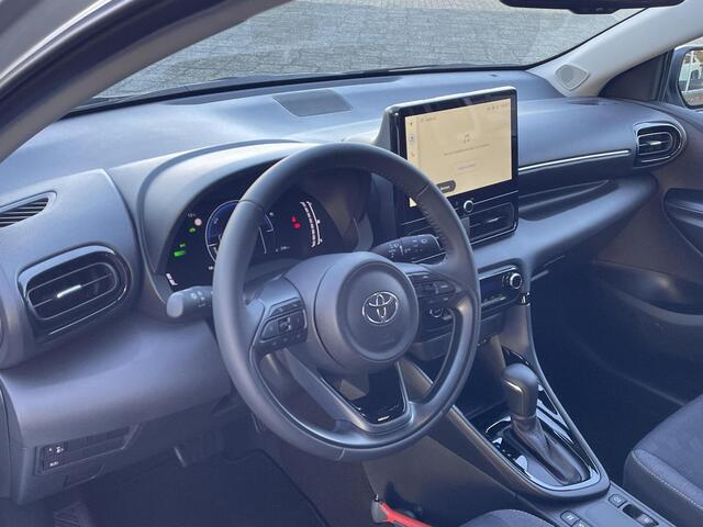 Toyota YARIS 1.5 Hybrid 115 First Edition **NAVIGATIE/ PARKEERCAMERA/ APPLE CARPLAY**
