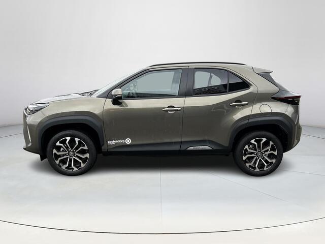 Toyota YARIS Cross 1.5 Hybrid 115 First Edition **NAVIGATIE/ STUUR- EN STOELVERWARMING/ DODEHOEKDETECTIE/ 36 MAANDEN GARANTIE**