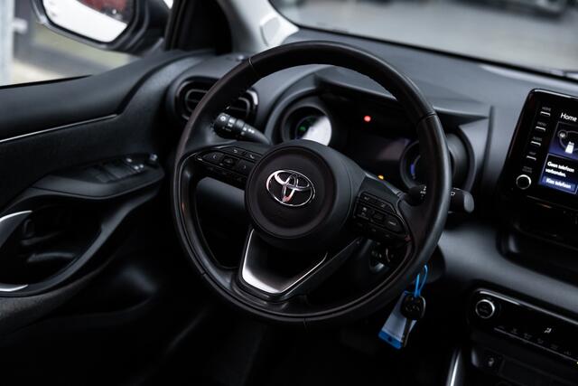 Toyota YARIS 1.5 Hyb. Dynamic