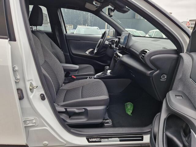 Toyota YARIS Cross 1.5 Hybrid AWD
