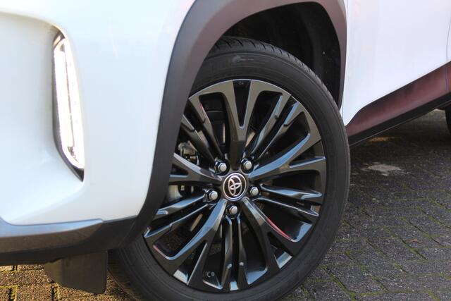 Toyota YARIS Cross 1.5 Hybrid Adventure | Rijklaar | Panoramadak | Blind Spot | JBL | Head Up | Keyless | LED | Half-leder | Apple/Android | Navi | NL-auto