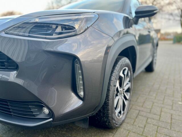 Toyota YARIS 1.5 Hybrid Team D Autom. Clima+Cruise Navi+Camera Stuur+Stoe