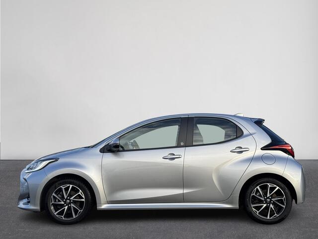 Toyota YARIS 1.5 Hybrid Dynamic | Camera | Carplay | Cruise | LM velgen | Multimedia pack | ( Vestiging - Nieuwegein )