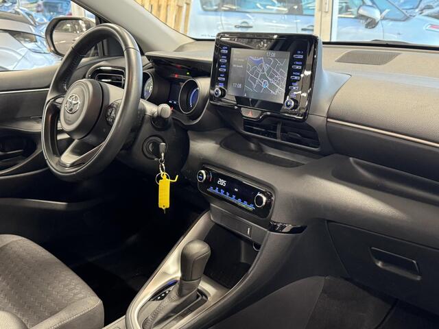Toyota YARIS 1.5 Hybrid Dynamic | Camera | Carplay | Cruise | LM velgen | Multimedia pack | ( Vestiging - Nieuwegein )